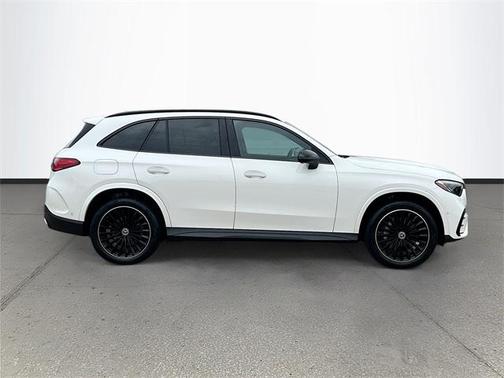 2025 Mercedes-Benz GLC 300 Base