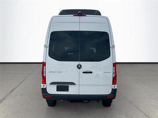 2025 Mercedes-Benz Sprinter 2500 High Roof