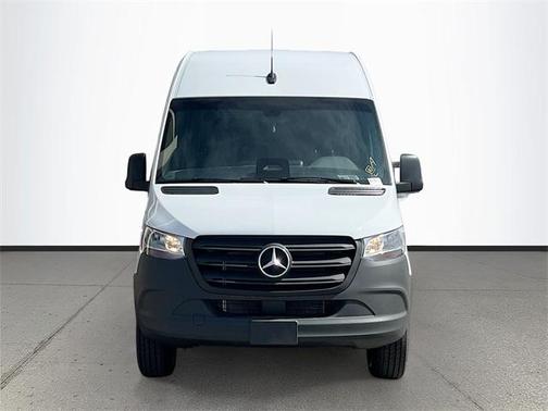 2025 Mercedes-Benz Sprinter 2500 Standard Roof