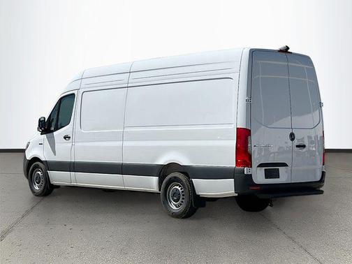 Arctic White 2024 Mercedes-Benz Sprinter 2500 High Roof