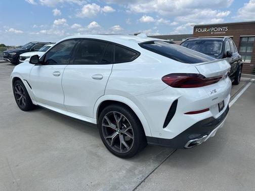 2023 BMW X6 xDrive40i