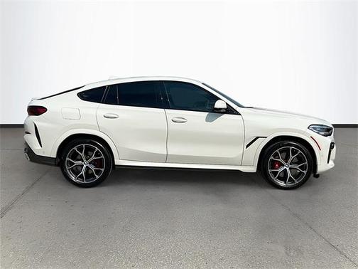 2023 BMW X6 xDrive40i