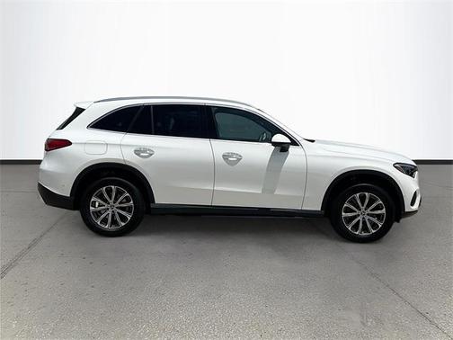 2025 Mercedes-Benz GLC 300 4MATIC