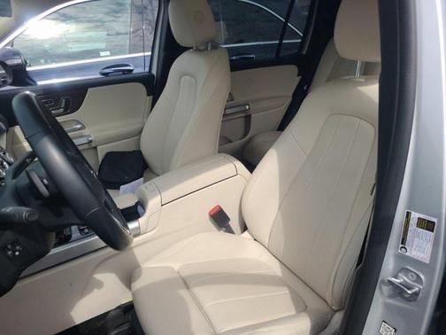 2023 Mercedes-Benz EQB 300 4MATIC