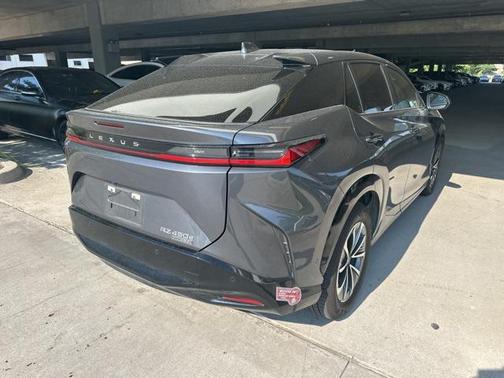 2023 Lexus RZ 450e Premium