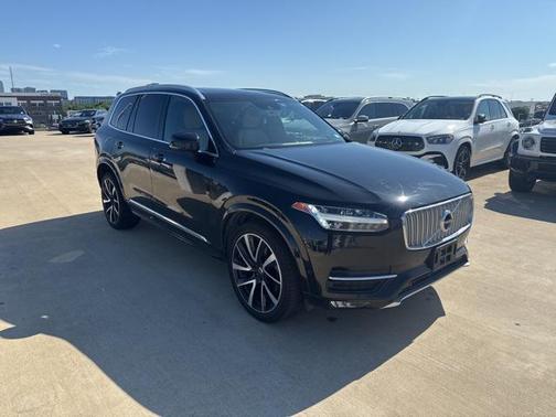 2019 Volvo XC90 T6 Inscription