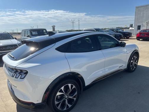 2022 Ford Mustang Mach-E Premium
