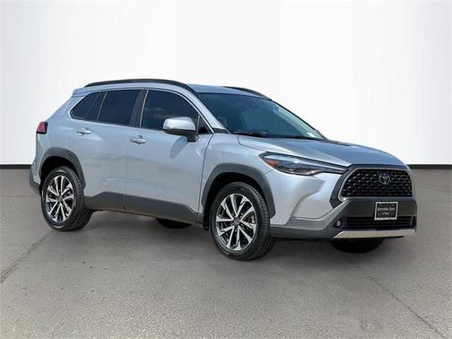 2022 Toyota Corolla Cross XLE