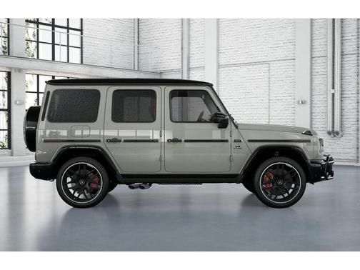 MANUFAKTUR Arabian Grey Non- Metallic 2026 Mercedes-Benz AMG G 63 G 63 AMG