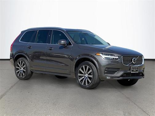 2023 Volvo XC90 B5 Core