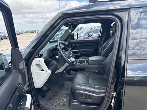 2022 Land Rover Defender 110 XS Edition