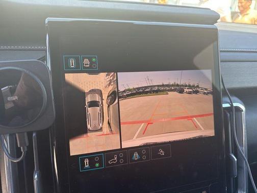 Summit White 2025 GMC Acadia Denali