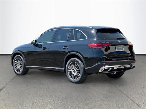 2025 Mercedes-Benz GLC 300 Base
