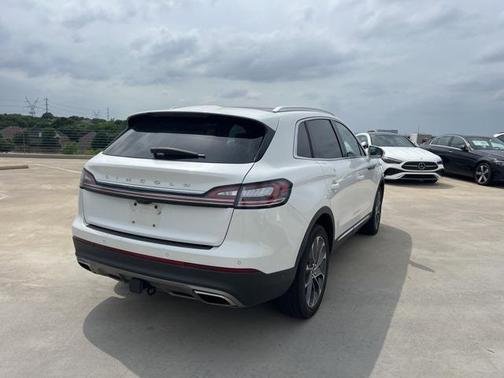 2022 Lincoln Nautilus Reserve
