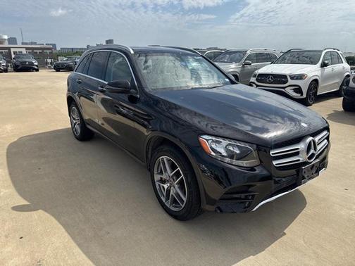 2016 Mercedes-Benz GLC 300 Base