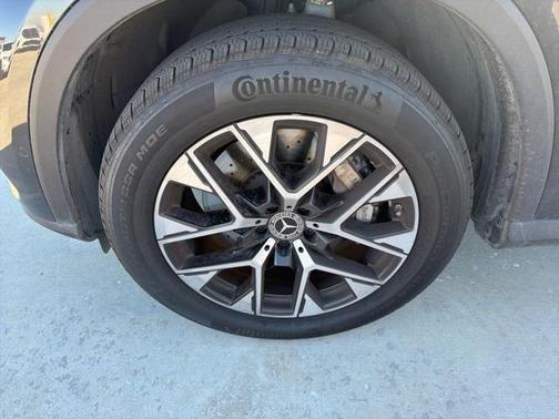 2025 Mercedes-Benz GLC 350e Base