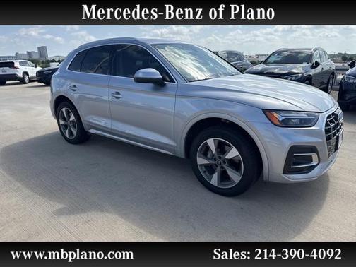 2022 Audi Q5 40 Premium Plus