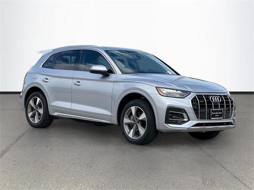 2022 Audi Q5 40 Premium Plus