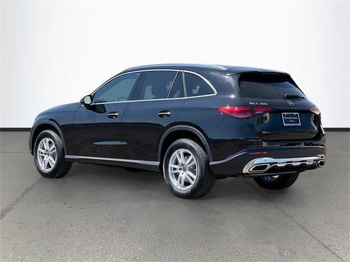 2025 Mercedes-Benz GLC 300 4MATIC