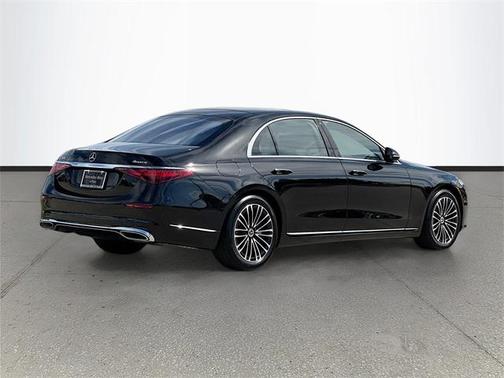 2025 Mercedes-Benz S-Class 4MATIC