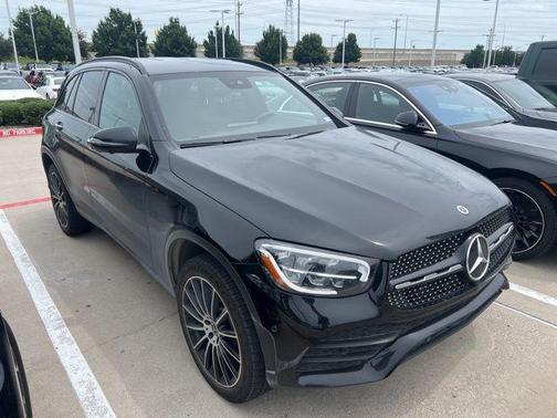 Black 2022 Mercedes-Benz GLC 300 Base
