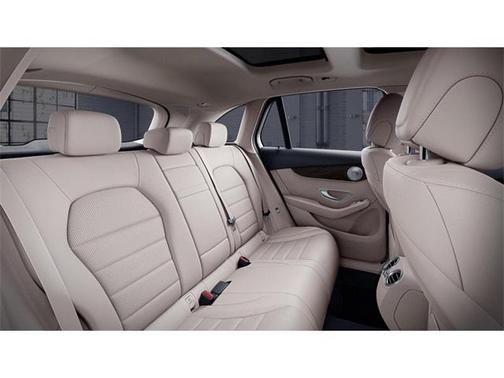 2018 Mercedes-Benz GLC 300 Base