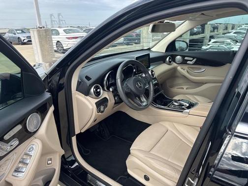 2018 Mercedes-Benz GLC 300 Base