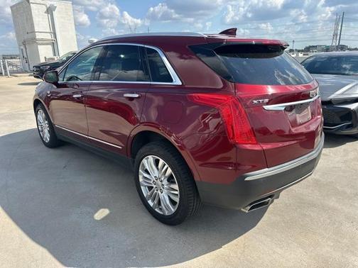 2018 Cadillac XT5 Premium Luxury