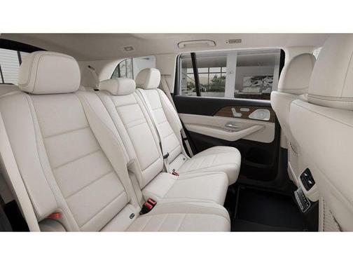 Polar White 2026 Mercedes-Benz GLS 450 4MATIC