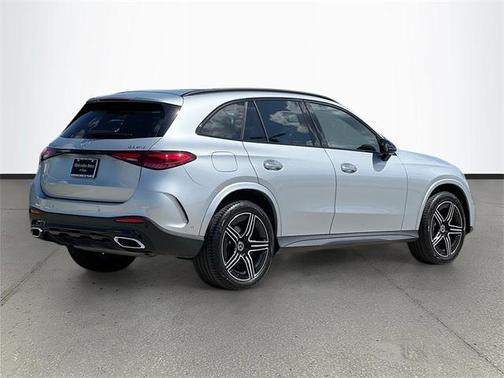 2025 Mercedes-Benz GLC 300 4MATIC