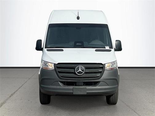 2025 Mercedes-Benz Sprinter 2500 Standard Roof