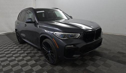 2021 BMW X5 M50i