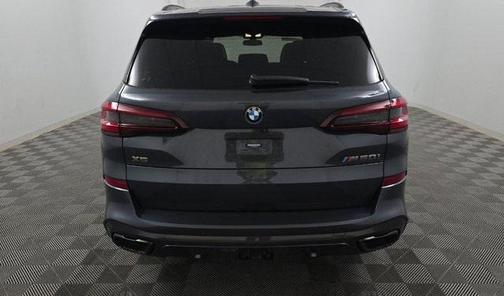 2021 BMW X5 M50i