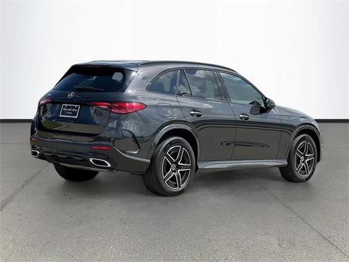 2025 Mercedes-Benz GLC 300 Base
