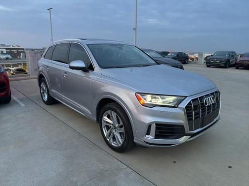 2022 Audi Q7 55 Premium Plus