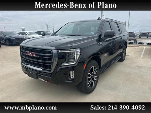 2023 GMC Yukon XL 4WD AT4