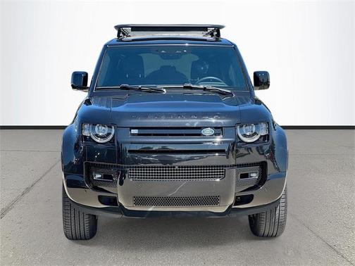 2024 Land Rover Defender 110 P400 X-Dynamic SE