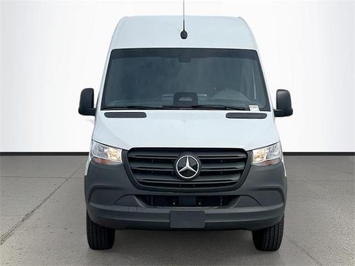 2025 Mercedes-Benz Sprinter 2500 Standard Roof