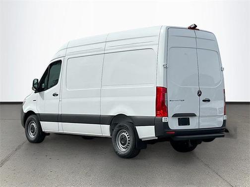 2025 Mercedes-Benz Sprinter 2500 Standard Roof