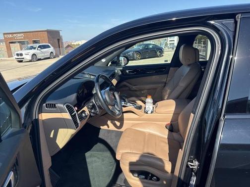 2019 Porsche Cayenne Cayenne