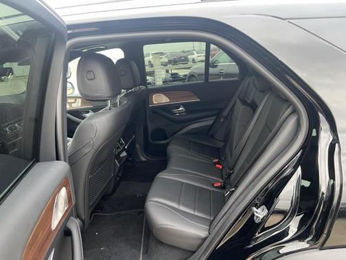 2025 Mercedes-Benz GLE 450e 4MATIC