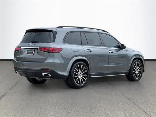 2025 Mercedes-Benz GLS 450 4MATIC