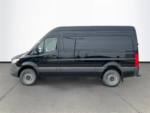 2025 Mercedes-Benz Sprinter 2500 Standard Roof
