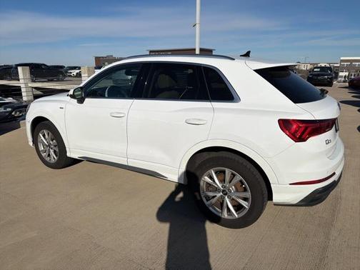 2024 Audi Q3 Premium 45 TFSI S line quattro Tiptronic