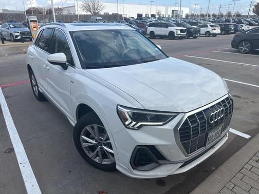 2024 Audi Q3 Premium 45 TFSI S line quattro Tiptronic