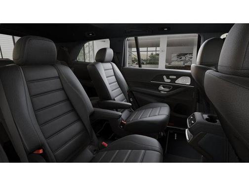 2025 Mercedes-Benz GLS 580 4MATIC