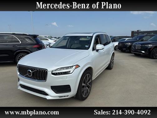 2021 Volvo XC90 T6 Momentum