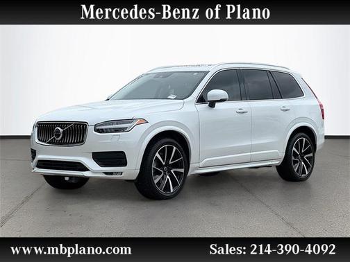 2021 Volvo XC90 T6 Momentum