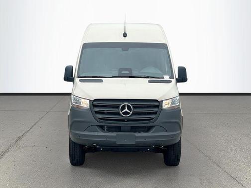 Pebble+Gray 2025 Mercedes-Benz Sprinter 2500 Standard Roof