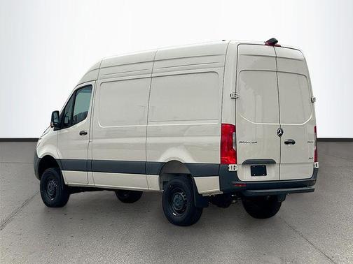 Pebble+Gray 2025 Mercedes-Benz Sprinter 2500 Standard Roof